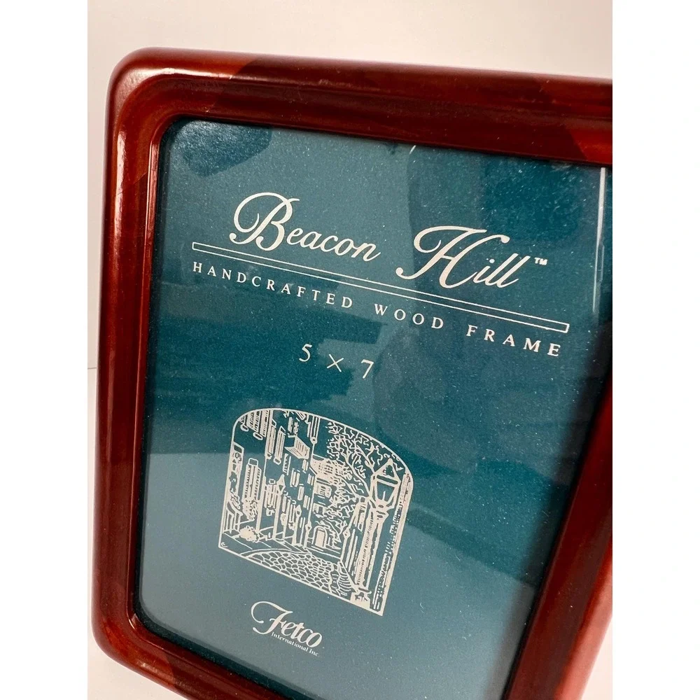 Fetco Beacon Hill 5 x 7  Handcrafted Wood Frame Vintage picture photo